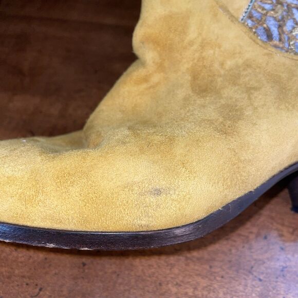 Vintage Andrea Borgini Suede Cowgirl Boots Gold Sheer 80s 90s Italy Sz 6 Western - Picture 15 of 16